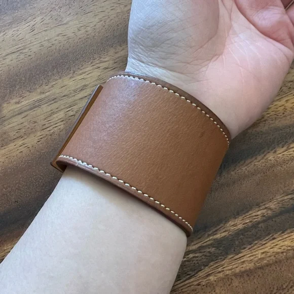 Hermes Izy Leather Bracelet - Picture 5 of 11